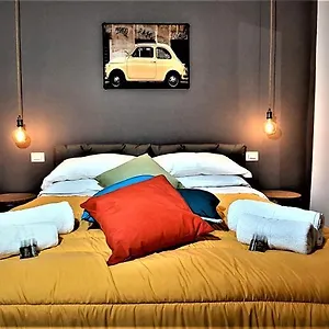 Apartment Tribvni Plebis, Rome