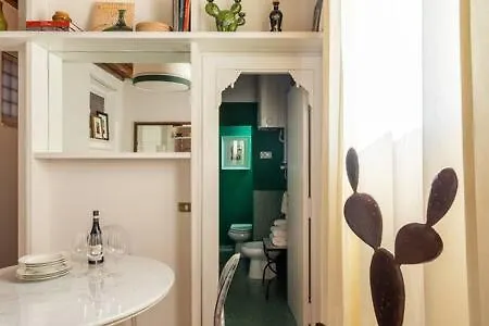 Scala Enchanting Apartment Rome 0*,
