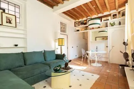 Scala Enchanting Apartment Rome Italy